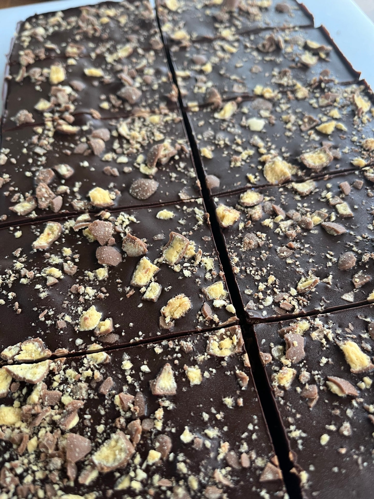 HONEYCOMB BROWNIES